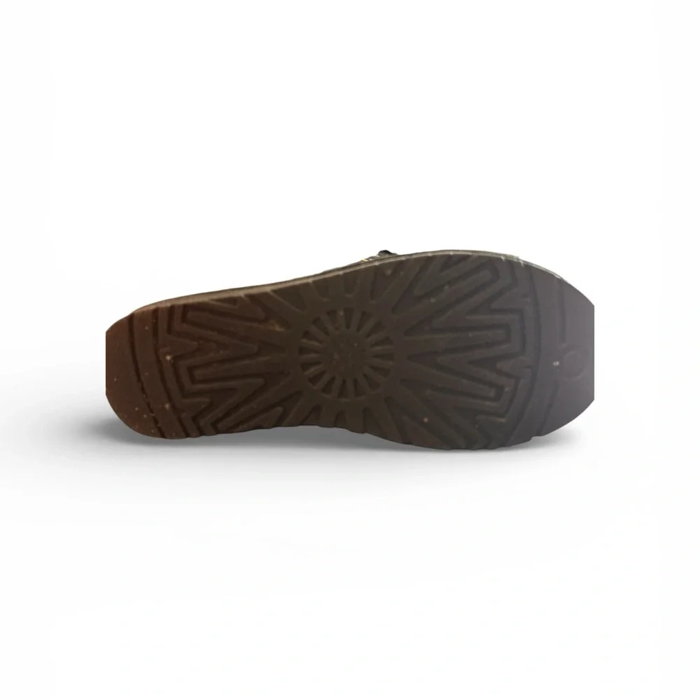 Women's Paw Print Winter Boots